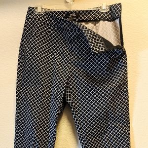 Side zip pencil pants